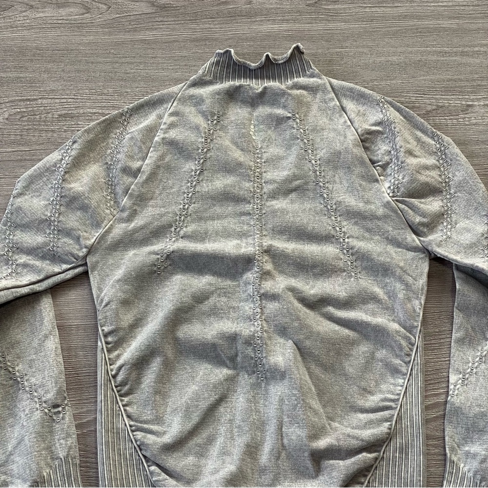 NEW FP Movement Good Karma Hi-Neck Layer Top in Ice Grey Size XS/S - Picture 8 of 16